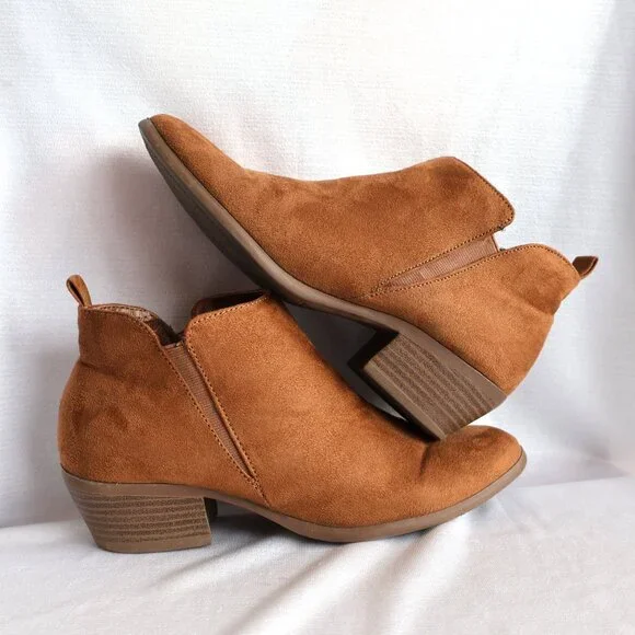 Faux Suede Ankle Boots - Size 7 - Cognac Colour - American Eagle - Picture 4 of 12